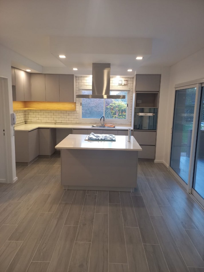 CASA EN VENTA A ESTRENAR EN BARRIO CERRADO EN SAN MIGUEL