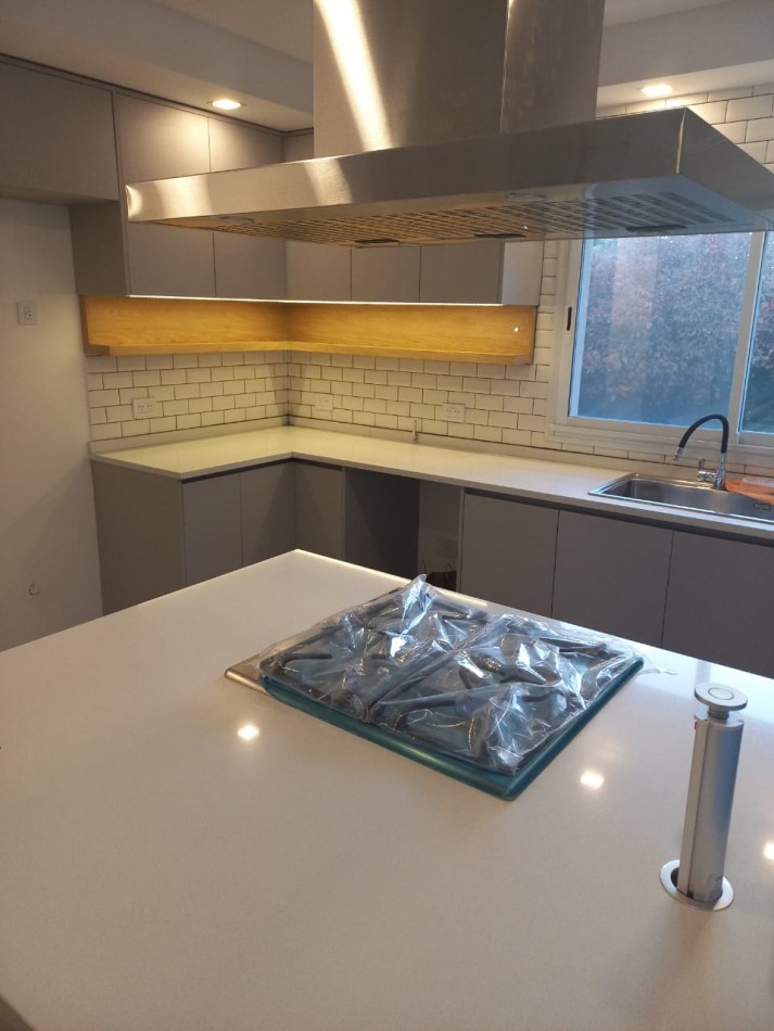 CASA EN VENTA A ESTRENAR EN BARRIO CERRADO EN SAN MIGUEL