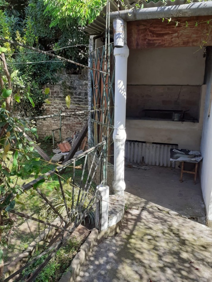 CASA EN VENTA EN ADOLFO SOURDEAUX (KM 30)