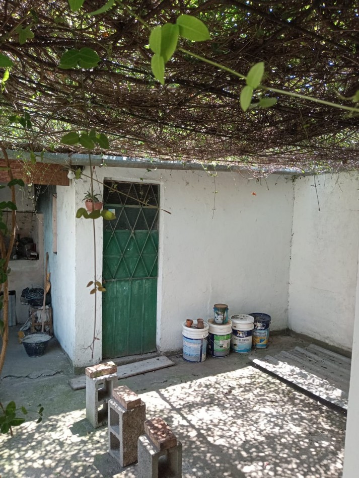 CASA EN VENTA EN ADOLFO SOURDEAUX (KM 30)