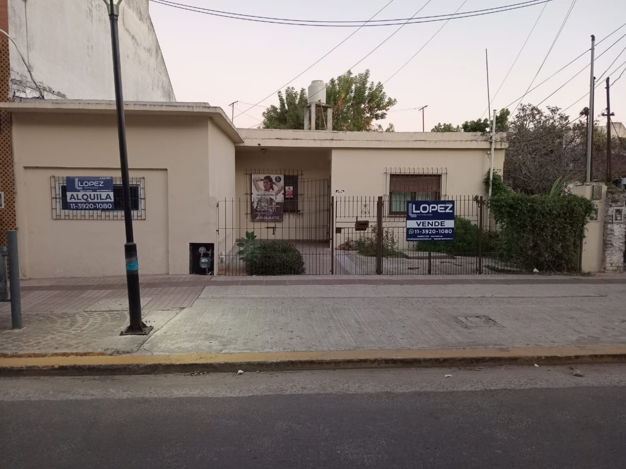 CASA DE 3 AMBIENTES MAS 5 MONOAMBIENTES EN ADOLFO SOURDEAUX (KM 30)