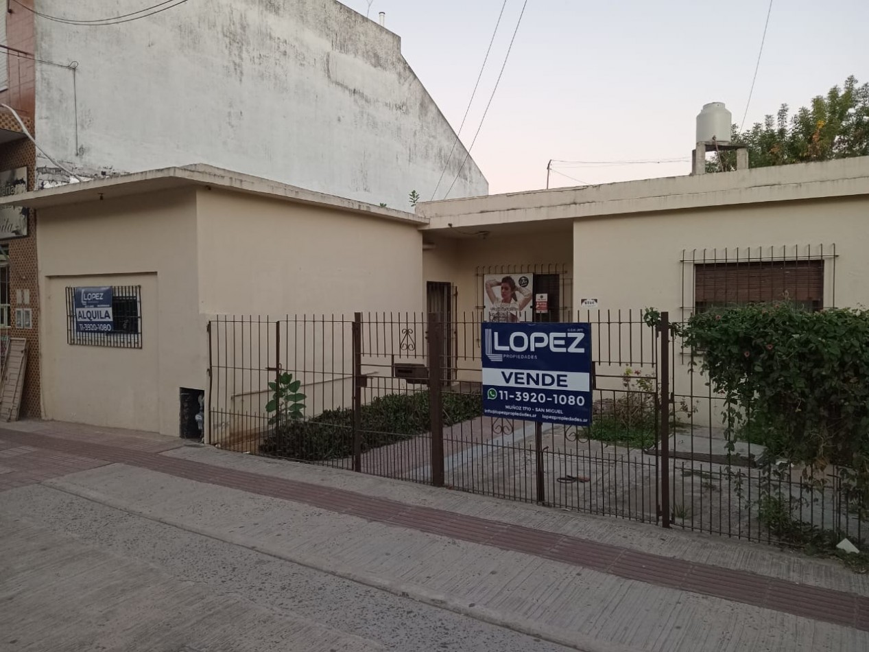 CASA DE 3 AMBIENTES MAS 5 MONOAMBIENTES EN ADOLFO SOURDEAUX (KM 30)