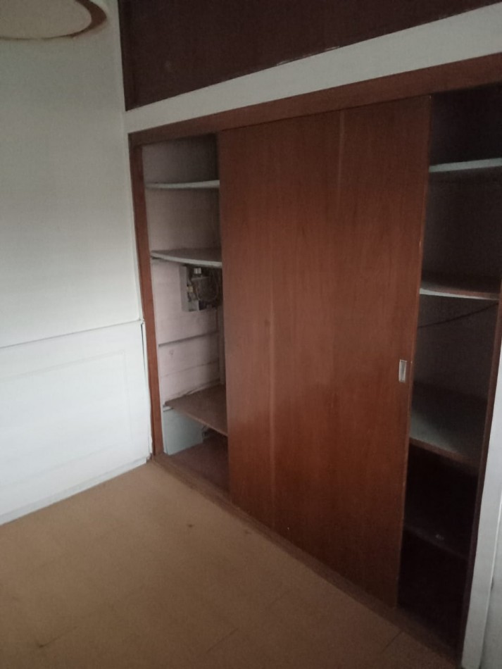 CASA EN DOS PLANTAS DE 4 AMBIENTES EN MUÑIZ