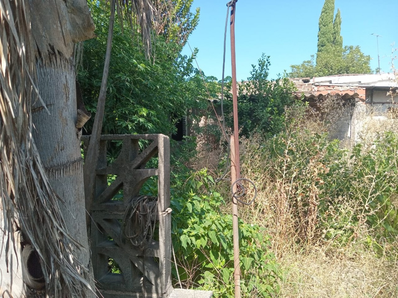 CASA DE 4 AMBIENTES A REFORMAR EN MORON. APTO CREDITO