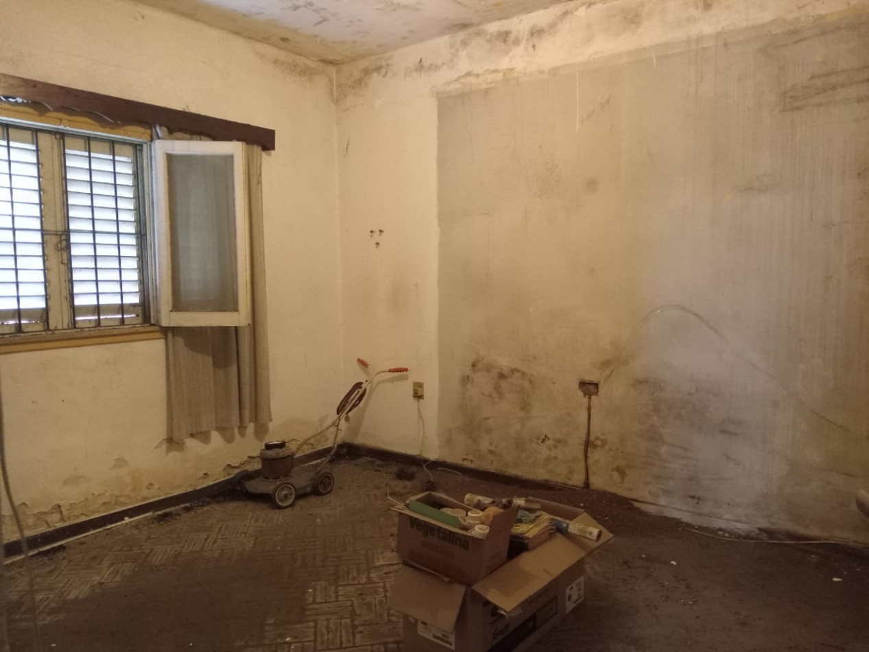 CASA DE 4 AMBIENTES A REFORMAR EN MORON. APTO CREDITO