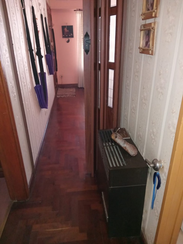 CASA DE 4 AMBIENTES CON PILETA EN POLVORINES