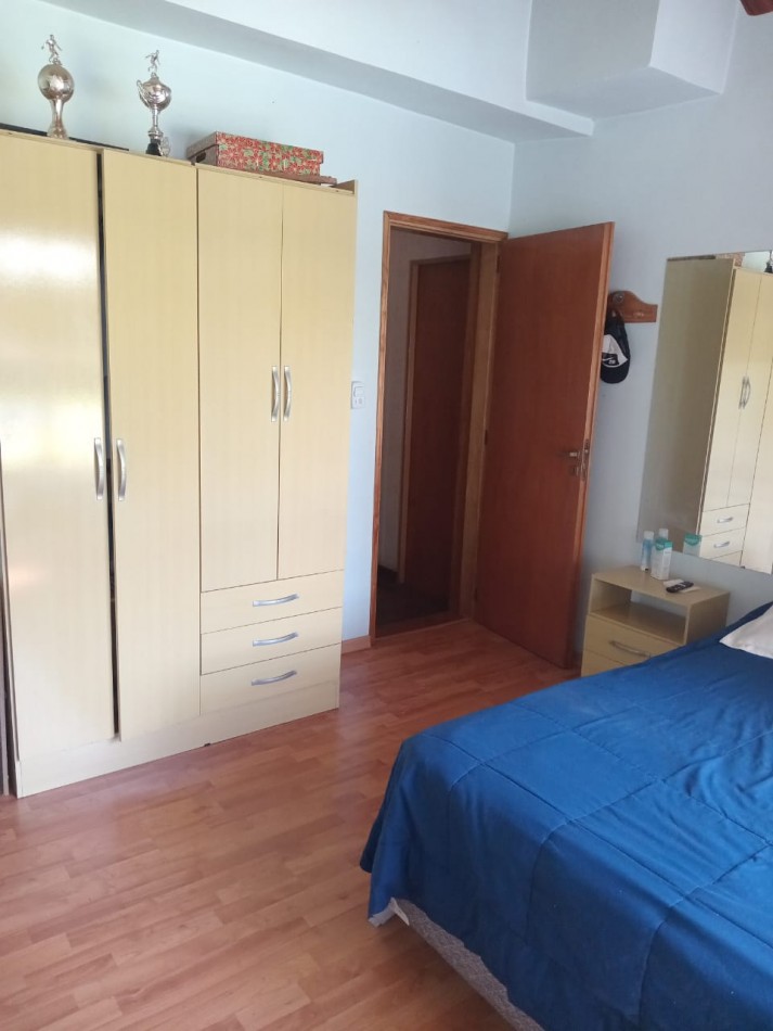CASA DE 4 AMBIENTES CON PILETA EN POLVORINES