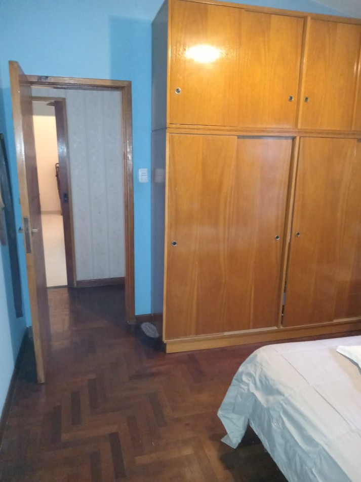 CASA DE 4 AMBIENTES CON PILETA EN POLVORINES