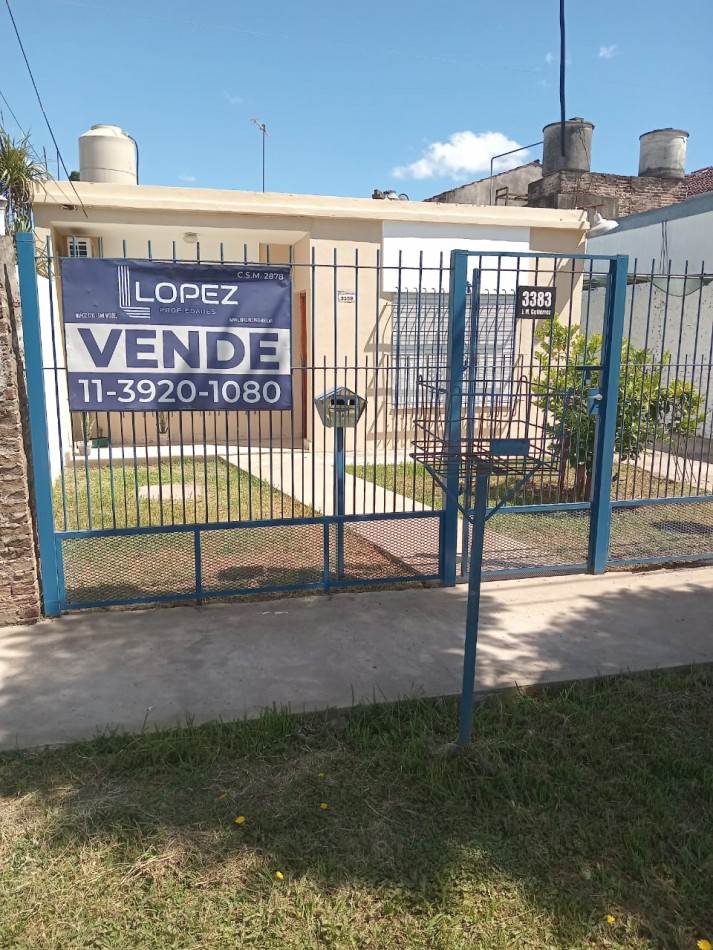 CASA EN VENTA EN VILLA DE MAYO