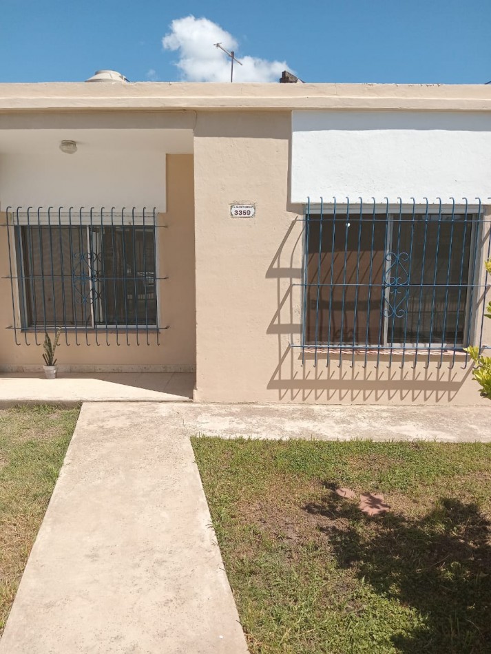 CASA EN VENTA EN VILLA DE MAYO