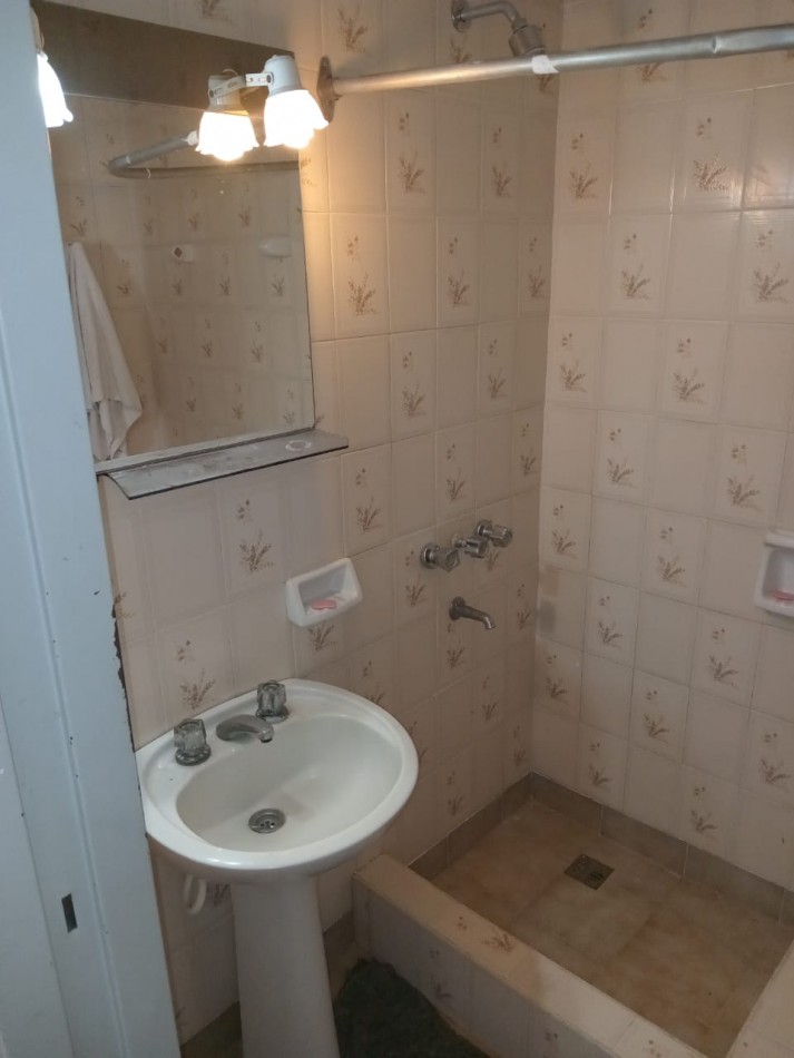 CASA EN VENTA EN VILLA DE MAYO