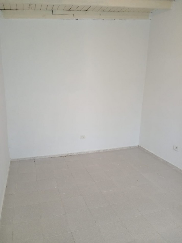 DEPARTAMENTO EN GRAND BOURG DE 2 AMBIENTES
