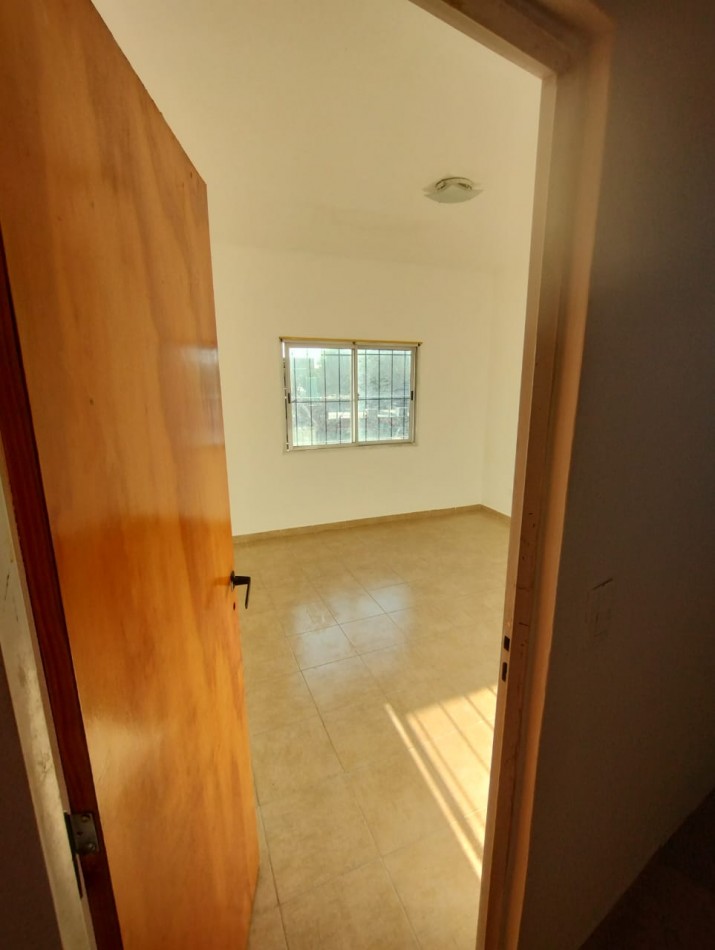 DEPARTAMENTO EN ALQUILER EN SAN MIGUEL/ CRUCE CASTELAR