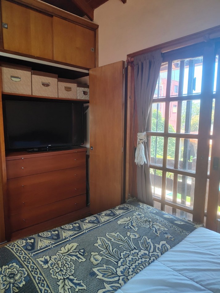 CASA EN VENTA CON PILETA EN DON TORCUATO 