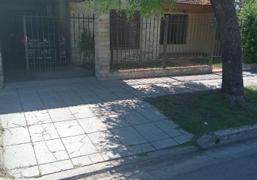 CASA DE 4 AMBIENTES CON PILETA EN POLVORINES