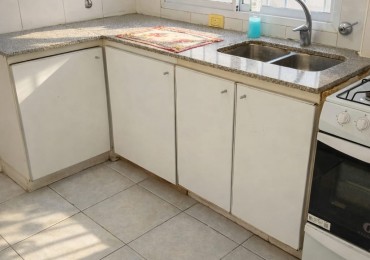 DEPARTAMENTO EN SAN MIGUEL CON JARDIN Y COCHERA